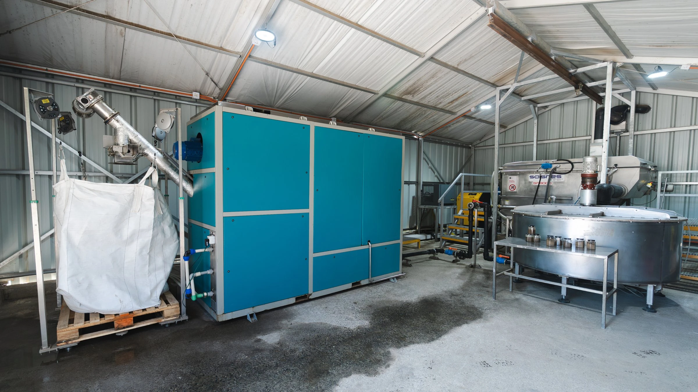 Treatment room and equipment at a farming site